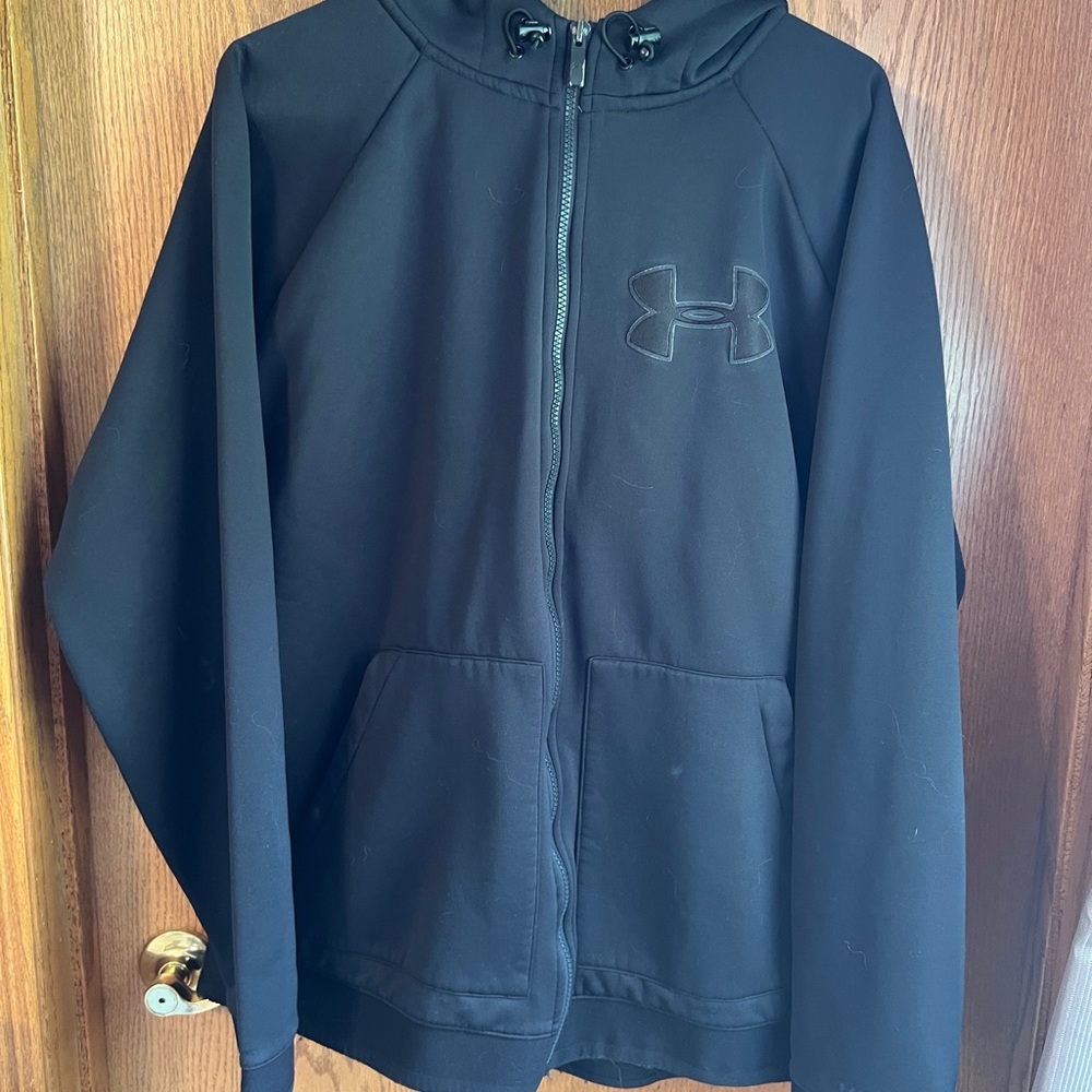 XL Men’s Under Armour zip up hoodie